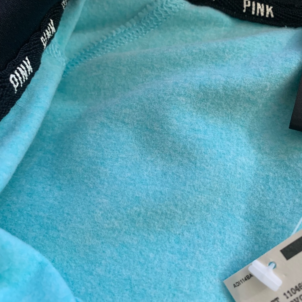 VS Pink 1/4 zip pullover. Size M. Fleece inside. NWT - Picture 5 of 5